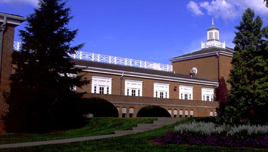 Photo of Nelson Commons, located on South Green